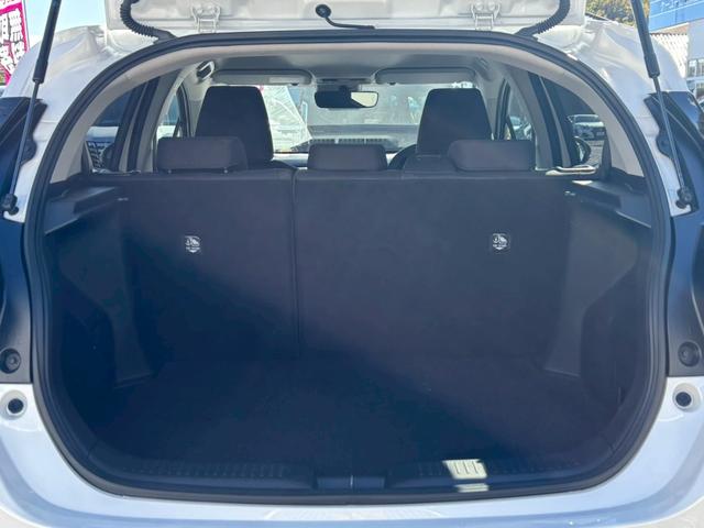 アクア G【禁煙/4WD/寒冷地仕様】【純正前後ドラレコ】 【追従クルコン/100V電源】【7型ナビ/バックカメラ/BT接続】【衝突軽減/車線逸脱警告/コーナーセンサー】【LED/オートハイビーム】【ETC】【フロント熱線/ミラーヒーター】【革巻きステア】(31枚目)