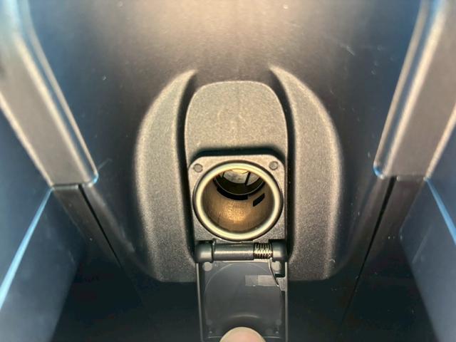 アクア G【禁煙/4WD/寒冷地仕様】【純正前後ドラレコ】 【追従クルコン/100V電源】【7型ナビ/バックカメラ/BT接続】【衝突軽減/車線逸脱警告/コーナーセンサー】【LED/オートハイビーム】【ETC】【フロント熱線/ミラーヒーター】【革巻きステア】(44枚目)