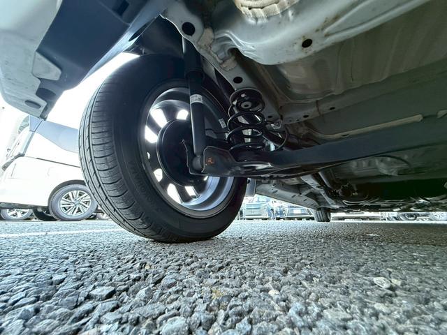 Ｎ－ＷＧＮカスタム Ｇ　ターボＳＳ２トーンカラースタイルパッケージ【特別仕様車】　【禁煙車／８型ナビ】【クルーズコントロール／ハーフレザーシート】【ＥＴＣ／バックカメラ／ドライブレコーダー】【ＨＩＤヘッドライト／オートライト】【パドルシフト】【オートエアコン／純正１５インチＡＷ］（6枚目）