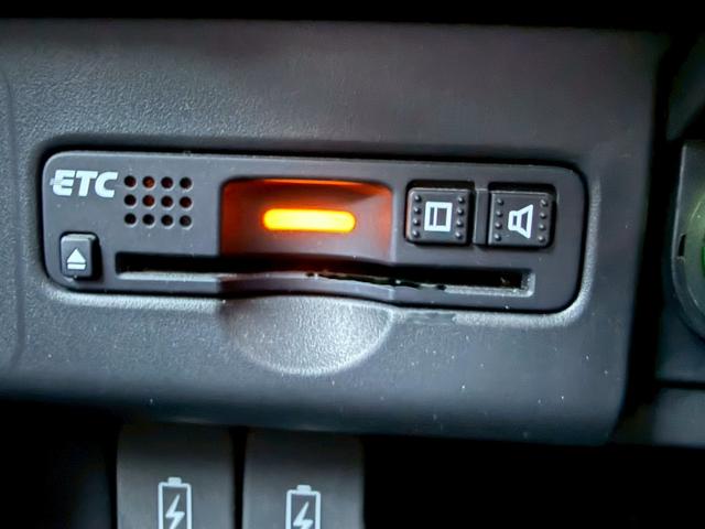 Ｎ－ＷＧＮカスタム Ｇ　ターボＳＳ２トーンカラースタイルパッケージ【特別仕様車】　【禁煙車／８型ナビ】【クルーズコントロール／ハーフレザーシート】【ＥＴＣ／バックカメラ／ドライブレコーダー】【ＨＩＤヘッドライト／オートライト】【パドルシフト】【オートエアコン／純正１５インチＡＷ］（13枚目）