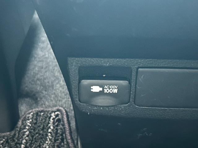 アルファード ２．５Ｇ【４ＷＤ／８人乗り】【１１型フリップダウンモニター】　【純正１０型ナビ／衝突軽減システム】【追従クルコン／コーナーセンサー】【ハーフレザーシート／電動シート】【パワーバックドア／前後ドラレコ／ＥＴＣ／バックカメラ】【ＬＥＤヘッドライト／フルセグＴＶ】（13枚目）