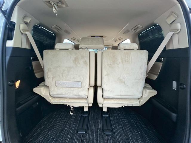 アルファード ２．５Ｇ【４ＷＤ／８人乗り】【１１型フリップダウンモニター】　【純正１０型ナビ／衝突軽減システム】【追従クルコン／コーナーセンサー】【ハーフレザーシート／電動シート】【パワーバックドア／前後ドラレコ／ＥＴＣ／バックカメラ】【ＬＥＤヘッドライト／フルセグＴＶ】（55枚目）