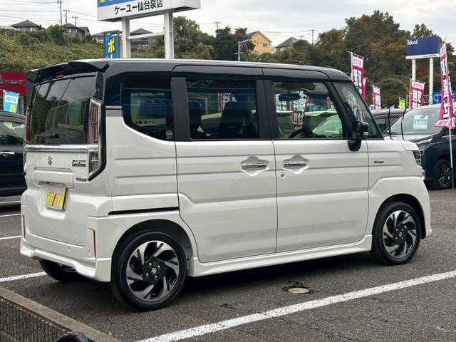 スペーシアカスタム ハイブリッドXSターボ【届出済未使用車/4WD/全方位ナビ】 【スズキコネクト9型全方位ナビ/フルセグ/BT接続】【コーナーセンサー/追従クルコン/衝突軽減】【ハーフレザー/シートヒーター/オットマン/両側電動ドア】【LEDライト/フォグ】【パドルシフト】(3枚目)