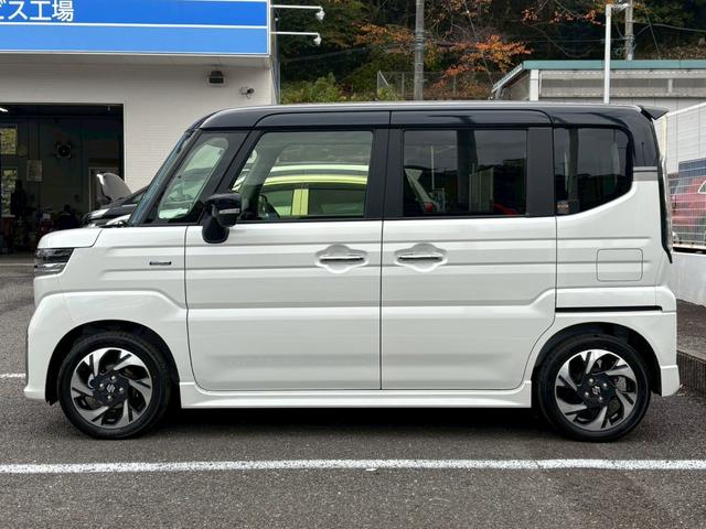 スペーシアカスタム ハイブリッドXSターボ【届出済未使用車/4WD/全方位ナビ】 【スズキコネクト9型全方位ナビ/フルセグ/BT接続】【コーナーセンサー/追従クルコン/衝突軽減】【ハーフレザー/シートヒーター/オットマン/両側電動ドア】【LEDライト/フォグ】【パドルシフト】(47枚目)