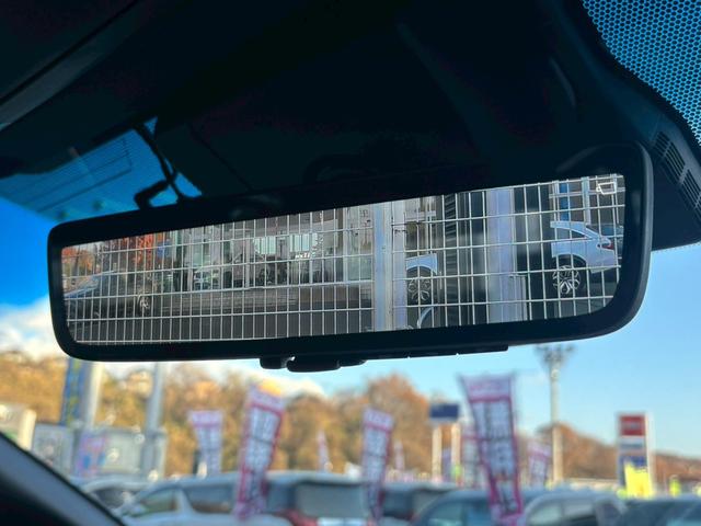 アルファードハイブリッド Ｓ　タイプゴールド【愛知仕入／４ＷＤ／モデリスタフルエアロ】　【シグネチェーイルミ／後席フリップダウンモニター／レーダー探知機／ＴＶキット】【ディスプレイオーディオナビ付／バックカメラ／フルセグ／ＥＴＣ】【バックカメラ／両側電動ドア／１００Ｖ電源／ハーフレザー】（10枚目）