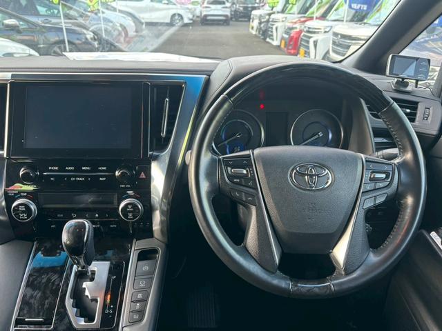 アルファードハイブリッド Ｓ　タイプゴールド【愛知仕入／４ＷＤ／モデリスタフルエアロ】　【シグネチェーイルミ／後席フリップダウンモニター／レーダー探知機／ＴＶキット】【ディスプレイオーディオナビ付／バックカメラ／フルセグ／ＥＴＣ】【バックカメラ／両側電動ドア／１００Ｖ電源／ハーフレザー】（34枚目）