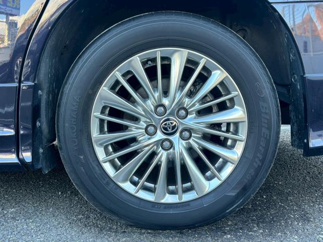 アルファードハイブリッド Ｓ　タイプゴールド【愛知仕入／４ＷＤ／モデリスタフルエアロ】　【シグネチェーイルミ／後席フリップダウンモニター／レーダー探知機／ＴＶキット】【ディスプレイオーディオナビ付／バックカメラ／フルセグ／ＥＴＣ】【バックカメラ／両側電動ドア／１００Ｖ電源／ハーフレザー】（75枚目）