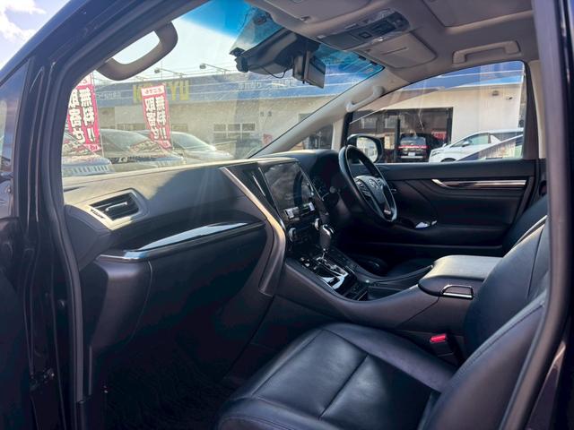 ヴェルファイアハイブリッド ＺＲ【愛知県仕入／４ＷＤ／禁煙／ツインサンルーフ】　【ＴＲＤフルエアロ／１１型ＢＩＧＸ／後席フリップダウンモニター】【追従クルコン／ブラインドスポットモニター／クリアランスソナー】【両側電動ドア／ＬＥＤライト／ツインＡ／Ｃ】【ＨＤＭＩ／１００Ｖ電源】（24枚目）