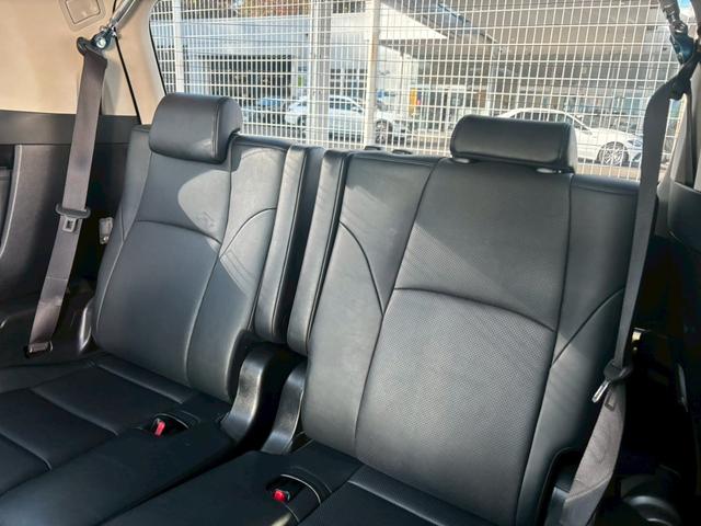 ヴェルファイアハイブリッド ＺＲ【愛知県仕入／４ＷＤ／禁煙／ツインサンルーフ】　【ＴＲＤフルエアロ／１１型ＢＩＧＸ／後席フリップダウンモニター】【追従クルコン／ブラインドスポットモニター／クリアランスソナー】【両側電動ドア／ＬＥＤライト／ツインＡ／Ｃ】【ＨＤＭＩ／１００Ｖ電源】（31枚目）