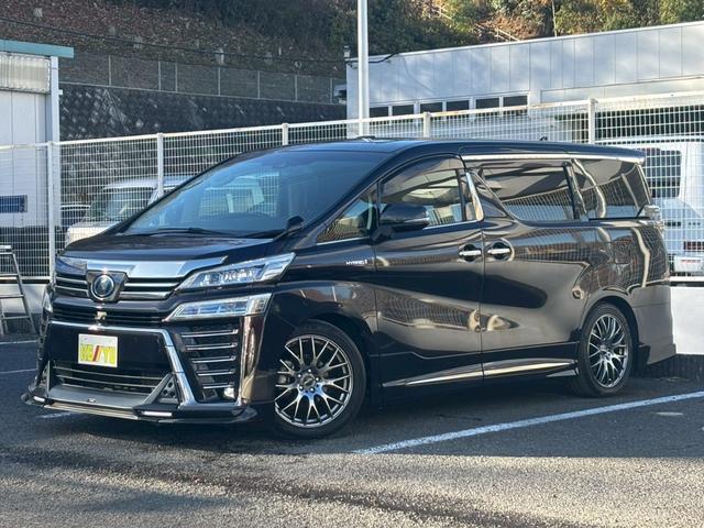 ヴェルファイアハイブリッド ＺＲ【愛知県仕入／４ＷＤ／禁煙／ツインサンルーフ】　【ＴＲＤフルエアロ／１１型ＢＩＧＸ／後席フリップダウンモニター】【追従クルコン／ブラインドスポットモニター／クリアランスソナー】【両側電動ドア／ＬＥＤライト／ツインＡ／Ｃ】【ＨＤＭＩ／１００Ｖ電源】（56枚目）