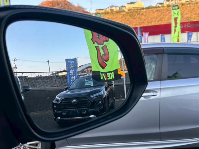 ヴェルファイアハイブリッド ＺＲ【愛知県仕入／４ＷＤ／禁煙／ツインサンルーフ】　【ＴＲＤフルエアロ／１１型ＢＩＧＸ／後席フリップダウンモニター】【追従クルコン／ブラインドスポットモニター／クリアランスソナー】【両側電動ドア／ＬＥＤライト／ツインＡ／Ｃ】【ＨＤＭＩ／１００Ｖ電源】（66枚目）