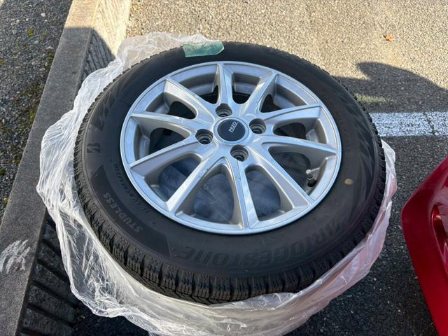 当社で整備実施車両には４ヶ月の消耗品も含む【無料保証】付き☆オプションで１年または２年の延長の保証（更新可能）もご用意☆遠方のお客様でも安心♪お近くのディーラーさんにて保証修理をお受け出来ます☆