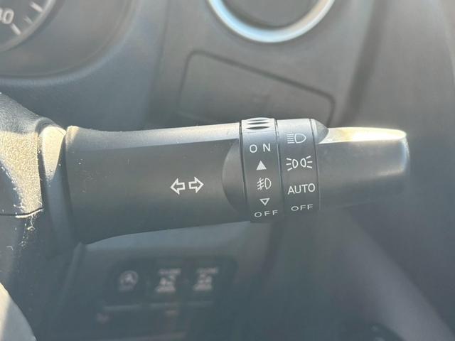 お見積りはもちろんお車の状態、装備、ご購入方法、追加で見たい写真などありましたら、お気軽に【在庫確認・見積依頼】ボタンや【００６６−９７０１−６４０１】をご利用ください。どちらも無料♪♪