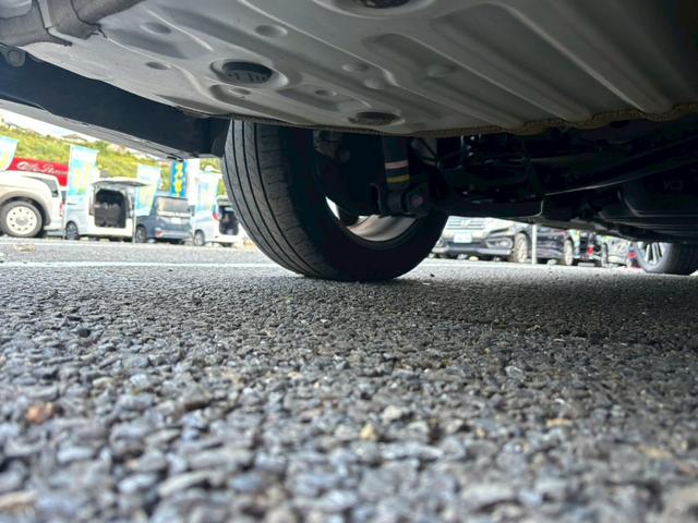 ノア S-Z【大阪府仕入】【プレミアムサウンドシステム】【禁煙車】 【10.5型ディスプレイ/14型フリップダウンモニター】【前後ドラレコ連動デジタルインナーミラー】【両側電動スライドドア】【追従クルコン/車線逸脱警告】【ハーフレザー/シートヒーター】【ETC2.0】(6枚目)