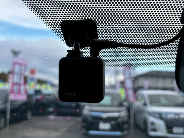 ノア S-Z【大阪府仕入】【プレミアムサウンドシステム】【禁煙車】 【10.5型ディスプレイ/14型フリップダウンモニター】【前後ドラレコ連動デジタルインナーミラー】【両側電動スライドドア】【追従クルコン/車線逸脱警告】【ハーフレザー/シートヒーター】【ETC2.0】(12枚目)