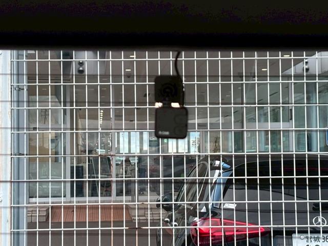 ノア S-Z【大阪府仕入】【プレミアムサウンドシステム】【禁煙車】 【10.5型ディスプレイ/14型フリップダウンモニター】【前後ドラレコ連動デジタルインナーミラー】【両側電動スライドドア】【追従クルコン/車線逸脱警告】【ハーフレザー/シートヒーター】【ETC2.0】(13枚目)