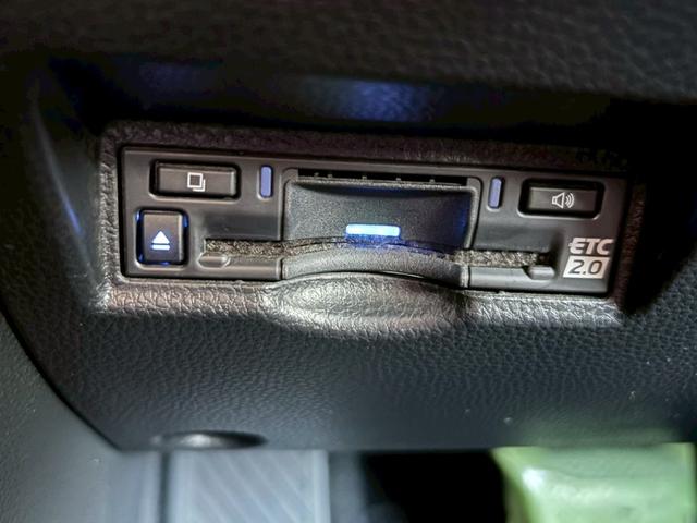 ノア S-Z【大阪府仕入】【プレミアムサウンドシステム】【禁煙車】 【10.5型ディスプレイ/14型フリップダウンモニター】【前後ドラレコ連動デジタルインナーミラー】【両側電動スライドドア】【追従クルコン/車線逸脱警告】【ハーフレザー/シートヒーター】【ETC2.0】(19枚目)