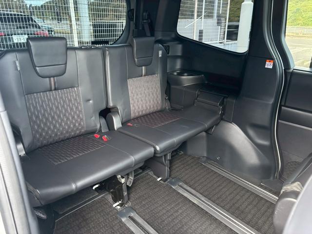 ノア S-Z【大阪府仕入】【プレミアムサウンドシステム】【禁煙車】 【10.5型ディスプレイ/14型フリップダウンモニター】【前後ドラレコ連動デジタルインナーミラー】【両側電動スライドドア】【追従クルコン/車線逸脱警告】【ハーフレザー/シートヒーター】【ETC2.0】(42枚目)