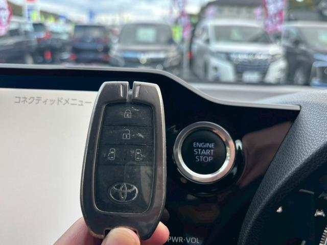 ノア S-Z【大阪府仕入】【プレミアムサウンドシステム】【禁煙車】 【10.5型ディスプレイ/14型フリップダウンモニター】【前後ドラレコ連動デジタルインナーミラー】【両側電動スライドドア】【追従クルコン/車線逸脱警告】【ハーフレザー/シートヒーター】【ETC2.0】(56枚目)