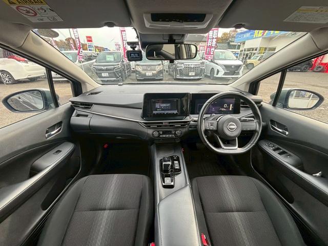 ノート Ｘ　ＦＯＵＲ　【４ＷＤ】【禁煙】【衝突軽減】　【ＳＤナビ／バックカメラ／ＢＴ接続】【ドライブレコーダー】【コーナーセンサー／車線逸脱警告】【ステアヒーター／シートヒーター】【オートライト】【ＥＴＣ】【アイドリングストップ】【電子パーキング】（4枚目）