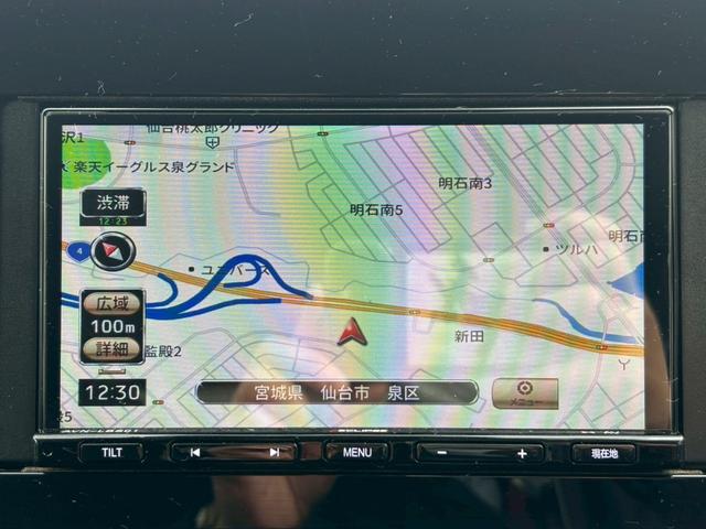 ノート Ｘ　ＦＯＵＲ　【４ＷＤ】【禁煙】【衝突軽減】　【ＳＤナビ／バックカメラ／ＢＴ接続】【ドライブレコーダー】【コーナーセンサー／車線逸脱警告】【ステアヒーター／シートヒーター】【オートライト】【ＥＴＣ】【アイドリングストップ】【電子パーキング】（12枚目）