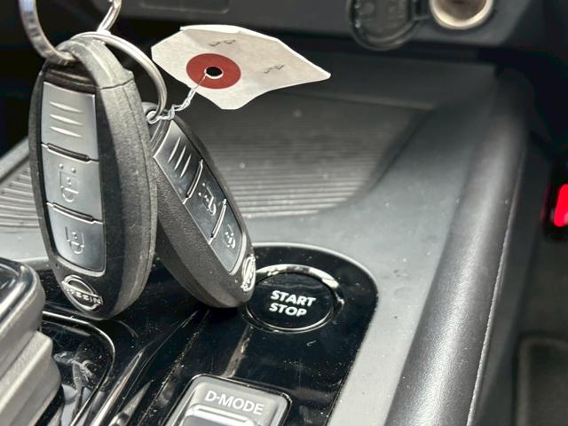 ノート Ｘ　ＦＯＵＲ　【４ＷＤ】【禁煙】【衝突軽減】　【ＳＤナビ／バックカメラ／ＢＴ接続】【ドライブレコーダー】【コーナーセンサー／車線逸脱警告】【ステアヒーター／シートヒーター】【オートライト】【ＥＴＣ】【アイドリングストップ】【電子パーキング】（36枚目）