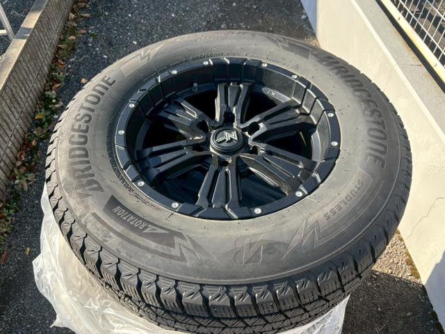 ランドクルーザープラド ＴＸ　Ｌパッケージ・ブラックエディション【サンルーフ／禁煙】　【寒冷地仕様／ワンオーナー車／７人乗り】【夏＆冬タイヤＡＷ／純正エンスタ／フロント熱線】【純正９型ナビ／バックカメラ／ＥＴＣ２．０】【衝突軽減／追従クルコン」【ブラックレザーシート／シートヒーター】（8枚目）