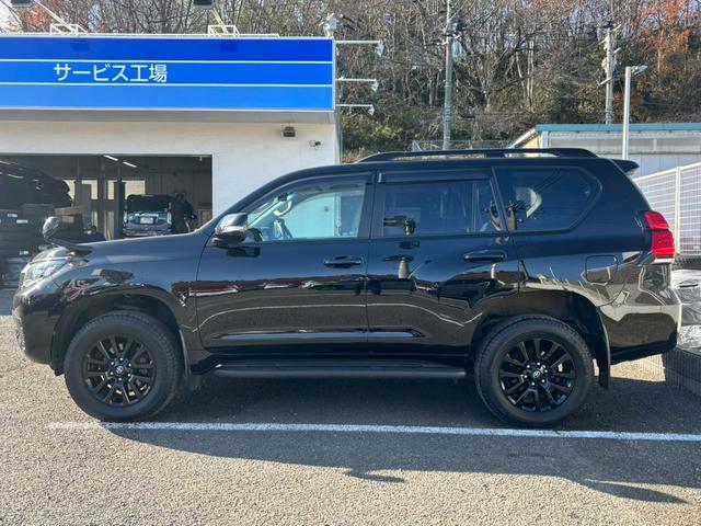 ランドクルーザープラド ＴＸ　Ｌパッケージ・ブラックエディション【サンルーフ／禁煙】　【寒冷地仕様／ワンオーナー車／７人乗り】【夏＆冬タイヤＡＷ／純正エンスタ／フロント熱線】【純正９型ナビ／バックカメラ／ＥＴＣ２．０】【衝突軽減／追従クルコン」【ブラックレザーシート／シートヒーター】（26枚目）