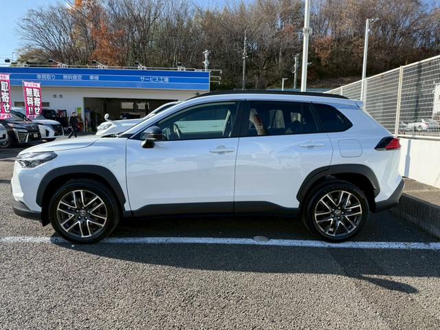 カローラクロス ハイブリッド　Ｚ【４ＷＤ／登録済み未使用車／後期型】　【パノラミックルーフ／全周囲モニター／アドバンスドパーク】【衝突軽減システム／車線逸脱警告／ブラインドスポットモニター／追従クルコン】【純正１０．５型ナビ機能付ＤＡ／フルセグＴＶ／ＥＴＣ２．０】（29枚目）