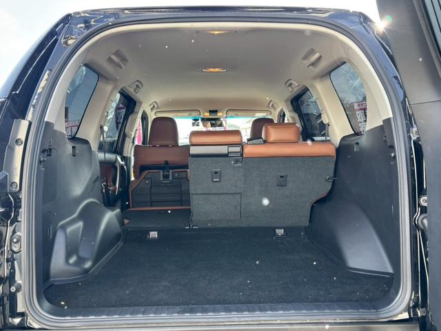 ランドクルーザープラド ＴＸ　Ｌパッケージ　７０ｔｈアニバーサリーリミテッド　【特別仕様車／愛知県仕入／４ＷＤ／禁煙】【ルーフレール／内装色サドルタン／シートベンチレーション】【クリアランスソナー／追従クルコン】【純正９型ナビ／バックカメラ／ＨＤＭＩ接続】【ＥＴＣ／ドラレコ】（23枚目）