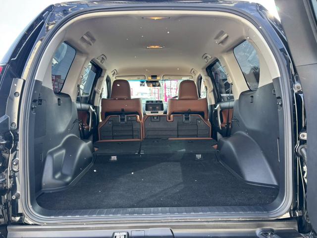 ランドクルーザープラド ＴＸ　Ｌパッケージ　７０ｔｈアニバーサリーリミテッド　【特別仕様車／愛知県仕入／４ＷＤ／禁煙】【ルーフレール／内装色サドルタン／シートベンチレーション】【クリアランスソナー／追従クルコン】【純正９型ナビ／バックカメラ／ＨＤＭＩ接続】【ＥＴＣ／ドラレコ】（24枚目）