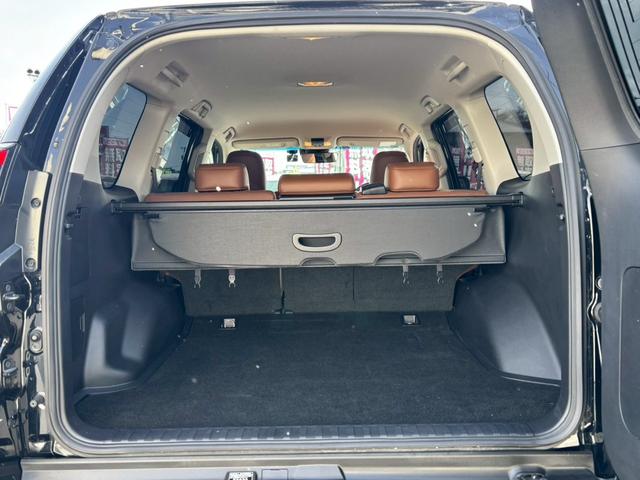 ランドクルーザープラド ＴＸ　Ｌパッケージ　７０ｔｈアニバーサリーリミテッド　【特別仕様車／愛知県仕入／４ＷＤ／禁煙】【ルーフレール／内装色サドルタン／シートベンチレーション】【クリアランスソナー／追従クルコン】【純正９型ナビ／バックカメラ／ＨＤＭＩ接続】【ＥＴＣ／ドラレコ】（25枚目）