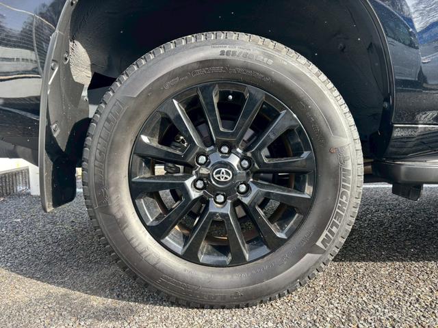 ランドクルーザープラド ＴＸ　Ｌパッケージ　７０ｔｈアニバーサリーリミテッド　【特別仕様車／愛知県仕入／４ＷＤ／禁煙】【ルーフレール／内装色サドルタン／シートベンチレーション】【クリアランスソナー／追従クルコン】【純正９型ナビ／バックカメラ／ＨＤＭＩ接続】【ＥＴＣ／ドラレコ】（64枚目）