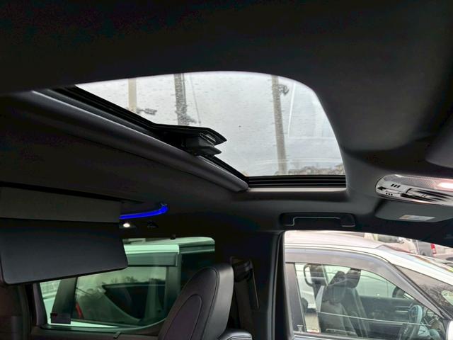 アルファードハイブリッド エグゼクティブラウンジ【神奈川仕入/寒冷地仕様/禁煙車】 【4WD/ツインサンルーフ/モデリスタエアロ/全方位カメラ】【JBLサウンド/フリップダウンモニター】【黒革電動/シートベンチレーション】【360℃ドラレコ/3眼LED/リヤフォグ/追従クルコン】(8枚目)