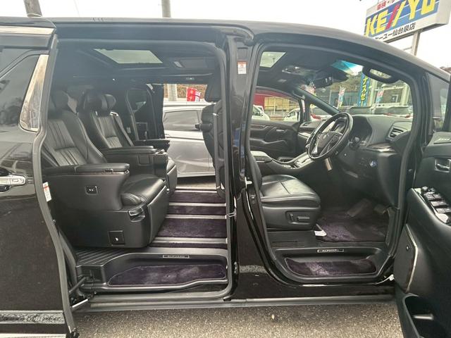 アルファードハイブリッド エグゼクティブラウンジ【神奈川仕入/寒冷地仕様/禁煙車】 【4WD/ツインサンルーフ/モデリスタエアロ/全方位カメラ】【JBLサウンド/フリップダウンモニター】【黒革電動/シートベンチレーション】【360℃ドラレコ/3眼LED/リヤフォグ/追従クルコン】(31枚目)