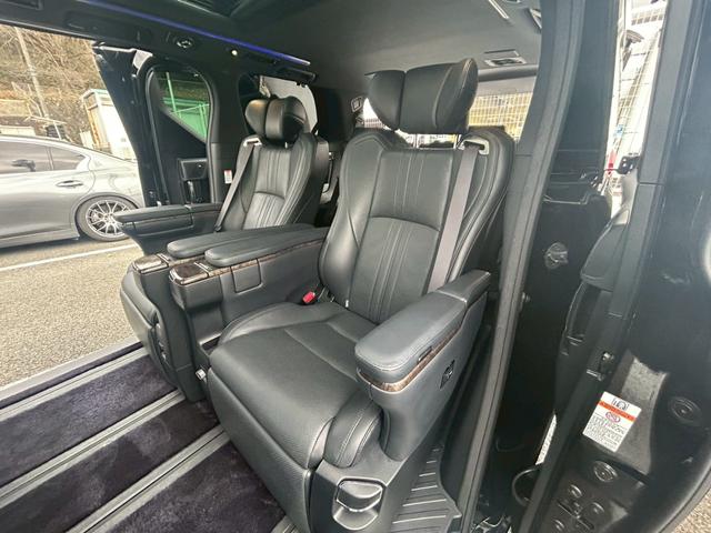 アルファードハイブリッド エグゼクティブラウンジ【神奈川仕入/寒冷地仕様/禁煙車】 【4WD/ツインサンルーフ/モデリスタエアロ/全方位カメラ】【JBLサウンド/フリップダウンモニター】【黒革電動/シートベンチレーション】【360℃ドラレコ/3眼LED/リヤフォグ/追従クルコン】(37枚目)