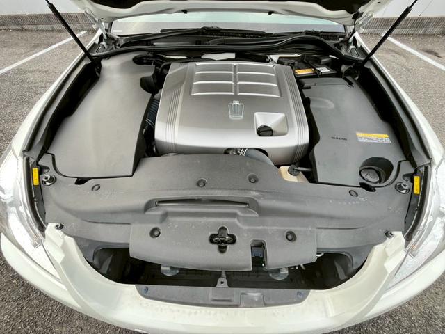 クラウン ロイヤルサルーン【禁煙車／夏＆冬タイヤＡＷセット】　【クルーズコントロール／コーナーセンサー】【サイドカメラ／バックカメラ／前後ドラレコ】【ビルトインＥＴＣ／ＨＩＤライト／オートライト】【純正ナビ／ＣＤ・ＤＶＤ再生】【電動シート／プッシュスタート】（28枚目）