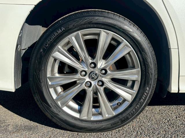 ヴェルファイア ２．５Ｚ【４ＷＤ／８人乗り】【９型ナビ＆１２型後席モニター】　【禁煙車／トヨタセーフティセンス】【衝突軽減システム／車線逸脱警告／追従クルコン】【フルセグＴＶ／ＢＴ接続／バックカメラ／ＥＴＣ２．０】【前後ドラレコ／両側電動スライドドア／ＡＣ１００Ｖ電源】（35枚目）