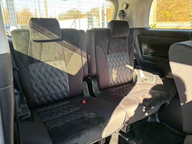 ヴェルファイア ２．５Ｚ【４ＷＤ／８人乗り】【９型ナビ＆１２型後席モニター】　【禁煙車／トヨタセーフティセンス】【衝突軽減システム／車線逸脱警告／追従クルコン】【フルセグＴＶ／ＢＴ接続／バックカメラ／ＥＴＣ２．０】【前後ドラレコ／両側電動スライドドア／ＡＣ１００Ｖ電源】（44枚目）