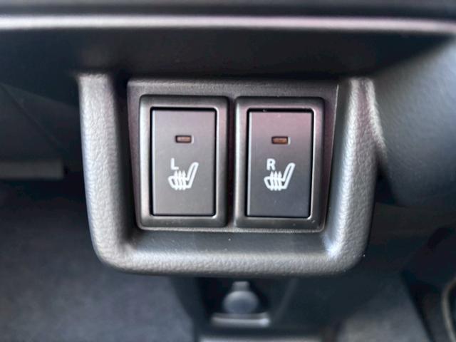 スペーシアギア ハイブリッドＸＺ　ターボ【４ＷＤ／届出済未使用車】　【全方位モニター付９型ナビ／スズキセーフティサポート】【衝突軽減システム／車線逸脱警告／追従クルコン】【両側電動スライド／ＬＥＤヘッドライト／パドルシフト】【フルセグＴＶ／ＢＴ接続】【シートヒーター】（17枚目）