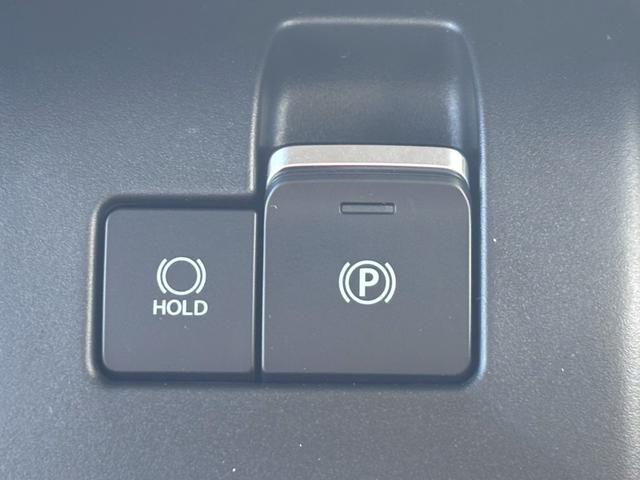 スペーシアギア ハイブリッドＸＺ　ターボ【４ＷＤ／届出済未使用車】　【全方位モニター付９型ナビ／スズキセーフティサポート】【衝突軽減システム／車線逸脱警告／追従クルコン】【両側電動スライド／ＬＥＤヘッドライト／パドルシフト】【フルセグＴＶ／ＢＴ接続】【シートヒーター】（22枚目）