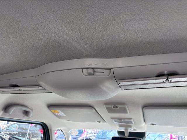 スペーシアギア ハイブリッドＸＺ　ターボ【４ＷＤ／届出済未使用車】　【全方位モニター付９型ナビ／スズキセーフティサポート】【衝突軽減システム／車線逸脱警告／追従クルコン】【両側電動スライド／ＬＥＤヘッドライト／パドルシフト】【フルセグＴＶ／ＢＴ接続】【シートヒーター】（68枚目）