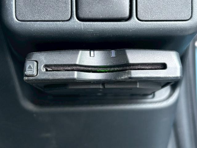 アクア Ｓ【禁煙車／東京都仕入れ／前後ドライブレコーダー】　【７インチナビ／フルセグＴＶ／ＢＴ接続】【ＥＴＣ／バックカメラ】【プッシュスタート／スマートキー】【オートエアコン／オートライト／電動格納ドアミラー】【ヘッドライトレベライザー／スペアキーあり】（14枚目）