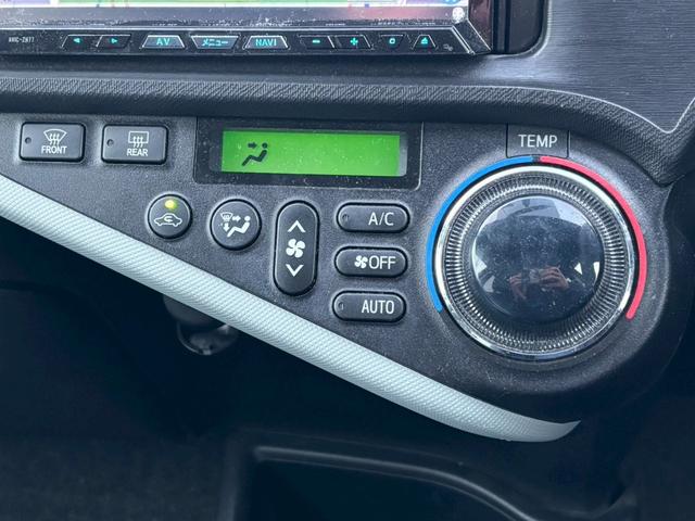 アクア Ｓ【禁煙車／東京都仕入れ／前後ドライブレコーダー】　【７インチナビ／フルセグＴＶ／ＢＴ接続】【ＥＴＣ／バックカメラ】【プッシュスタート／スマートキー】【オートエアコン／オートライト／電動格納ドアミラー】【ヘッドライトレベライザー／スペアキーあり】（18枚目）