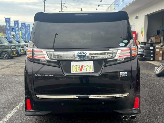 ヴェルファイアハイブリッド ＺＲ【禁煙／４ＷＤ／純正９インチナビ／ガナドールマフラー】　【クルコン／コーナーセンサー】【ハーフレザーシート／ＬＥＤヘッドライト】【前後ドラレコ／ＥＴＣ／バックカメラ／フルセグＴＶ／ＢＴ接続】【両側電動スライドドア／電動パーキング】【純正１７インチＡＷ】（26枚目）