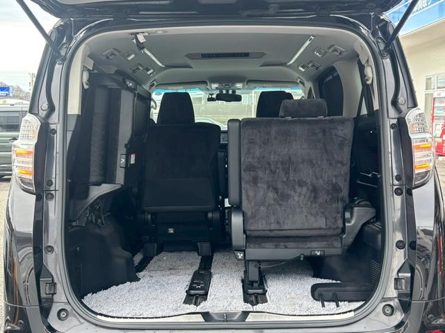 ヴェルファイアハイブリッド ＺＲ【禁煙／４ＷＤ／純正９インチナビ／ガナドールマフラー】　【クルコン／コーナーセンサー】【ハーフレザーシート／ＬＥＤヘッドライト】【前後ドラレコ／ＥＴＣ／バックカメラ／フルセグＴＶ／ＢＴ接続】【両側電動スライドドア／電動パーキング】【純正１７インチＡＷ】（48枚目）