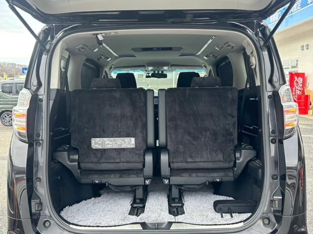 ヴェルファイアハイブリッド ＺＲ【禁煙／４ＷＤ／純正９インチナビ／ガナドールマフラー】　【クルコン／コーナーセンサー】【ハーフレザーシート／ＬＥＤヘッドライト】【前後ドラレコ／ＥＴＣ／バックカメラ／フルセグＴＶ／ＢＴ接続】【両側電動スライドドア／電動パーキング】【純正１７インチＡＷ】（50枚目）