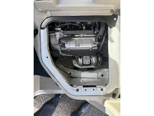 エブリイ ＰＡ【パートタイム４ＷＤ／ハイルーフ】【禁煙／ワンオーナー】　【衝突被害軽減システム】【車線逸脱警告】【リアコーナーセンサー】【両側手動スライドドア】【オートライト】【ヘッドライトレベライザー】【横滑り防止】【アイドリングスットプ】【スペキーあり】（39枚目）