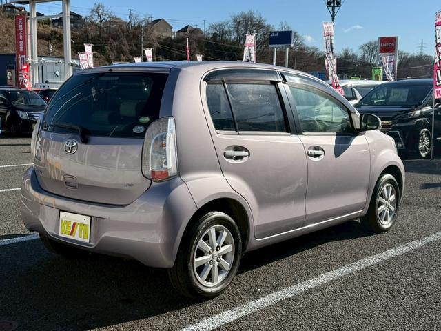 パッソ プラスハナ Gパッケージ【4WD/禁煙車/埼玉県仕入れ】 【冬タイヤセット付/スマートキー】【オートエアコン/ヘッドライトレベライザー】【ミラーウインカー/電動格納ドアミラー】【CD再生/フロントフォグランプ/トラクションコントロール】(3枚目)