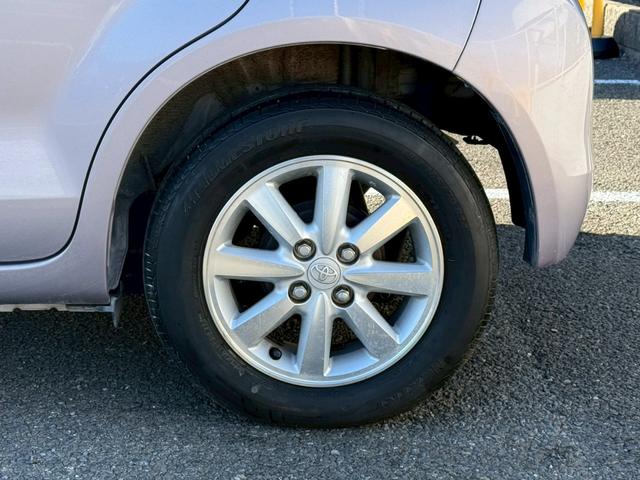 パッソ プラスハナ Gパッケージ【4WD/禁煙車/埼玉県仕入れ】 【冬タイヤセット付/スマートキー】【オートエアコン/ヘッドライトレベライザー】【ミラーウインカー/電動格納ドアミラー】【CD再生/フロントフォグランプ/トラクションコントロール】(45枚目)